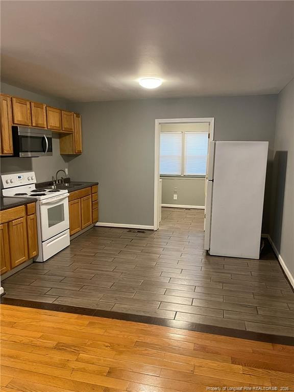 805 Chatham Street - Photo 2