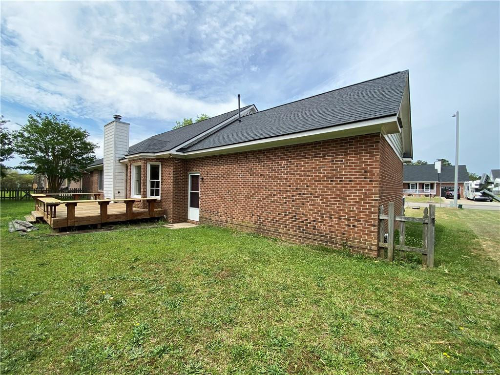 1175 Helmsley Drive - Photo 2