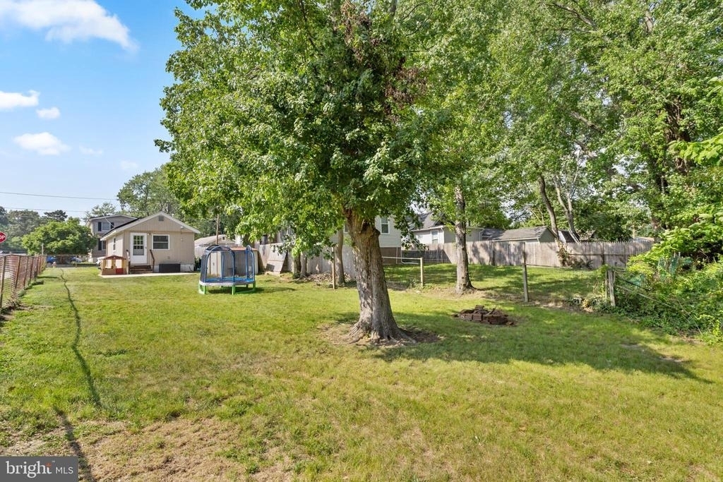 325 W Evergreen Avenue - Photo 17