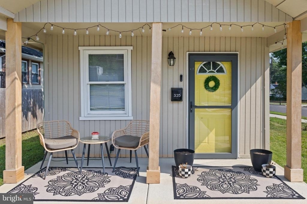 325 W Evergreen Avenue - Photo 5