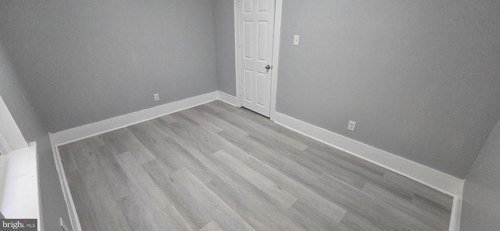 4307 Maple Avenue - Photo 12