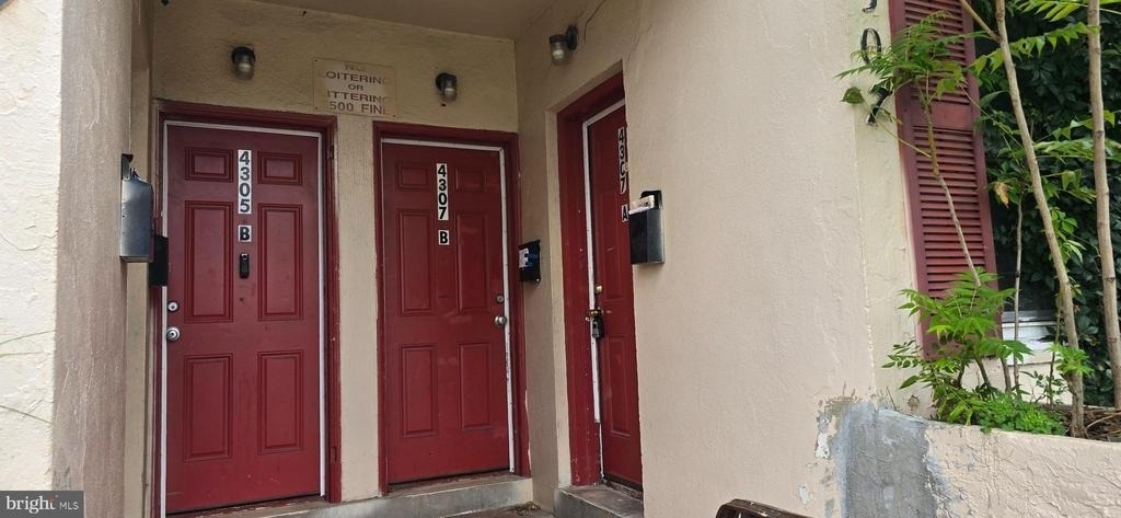 4307 Maple Avenue - Photo 3