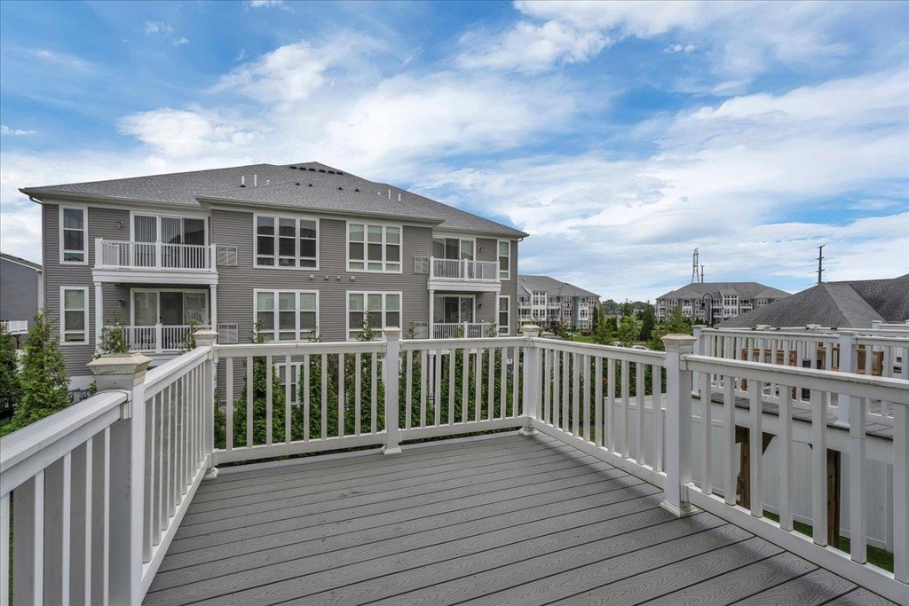 7 Hamilton Court - Photo 17