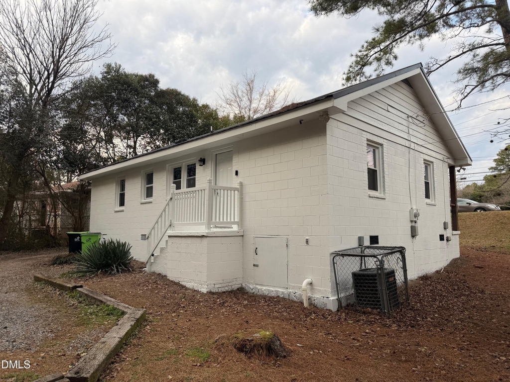 3117 Tryon Road - Photo 4