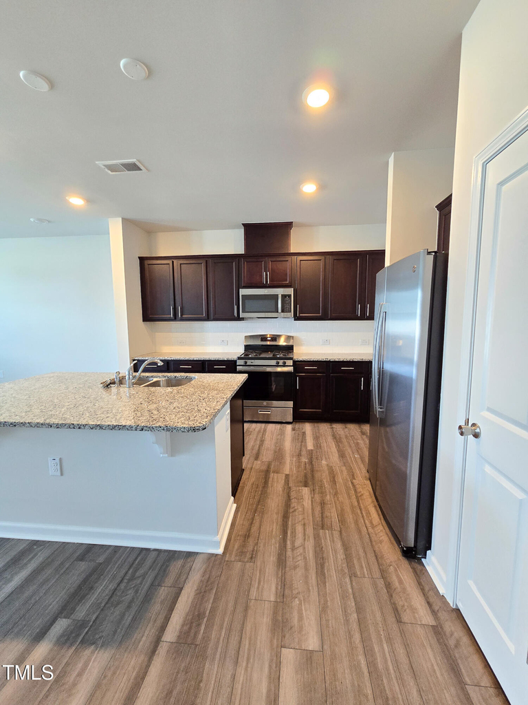 5035 Kota Street - Photo 6