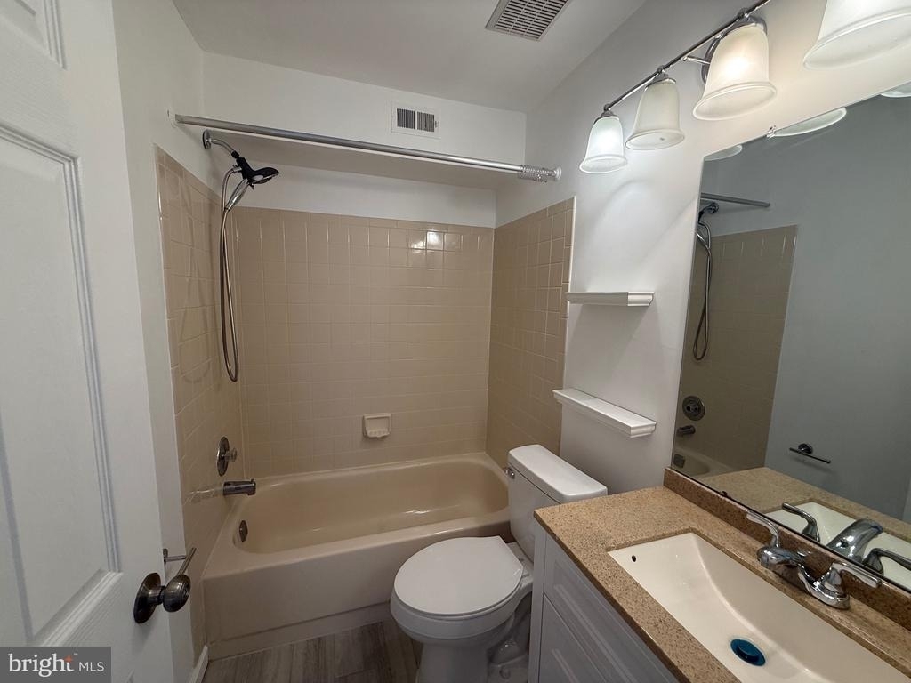 1705 Heatherstone Court - Photo 30