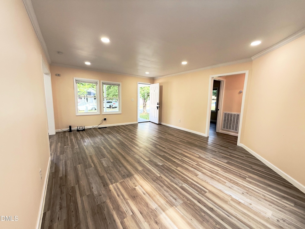 417 North Street - Photo 9