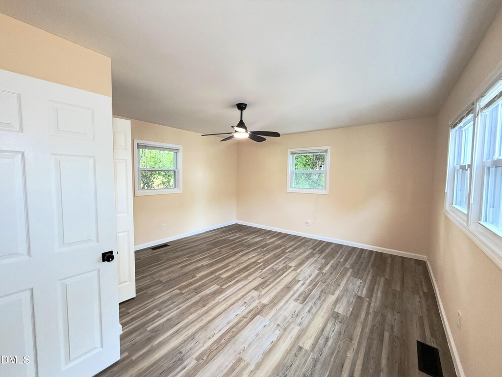 417 North Street - Photo 3