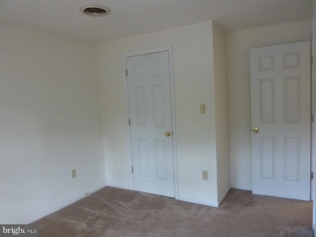 809 Logan Street - Photo 10