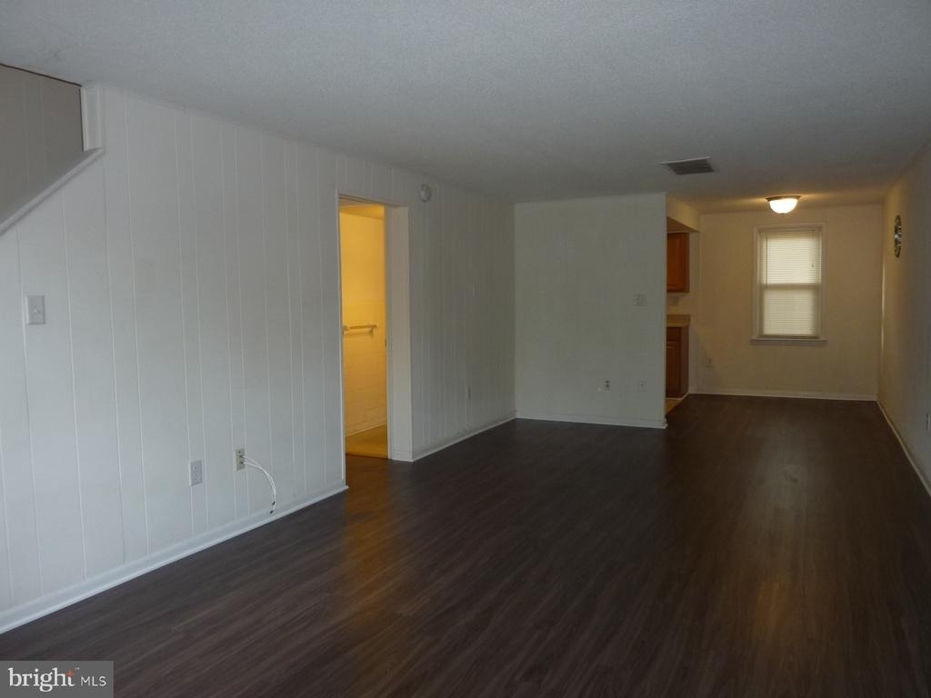 809 Logan Street - Photo 3
