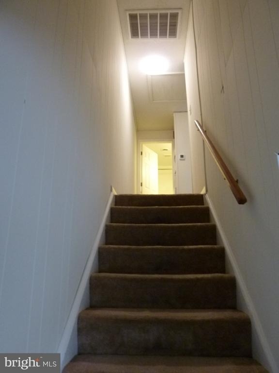 809 Logan Street - Photo 8