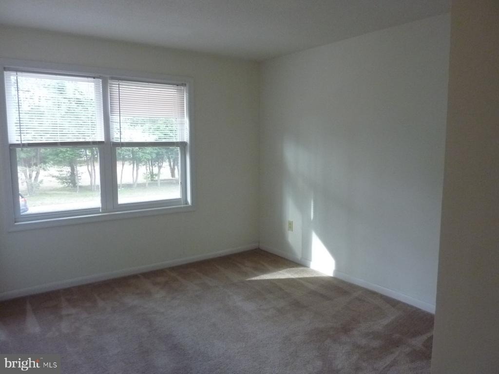 809 Logan Street - Photo 9