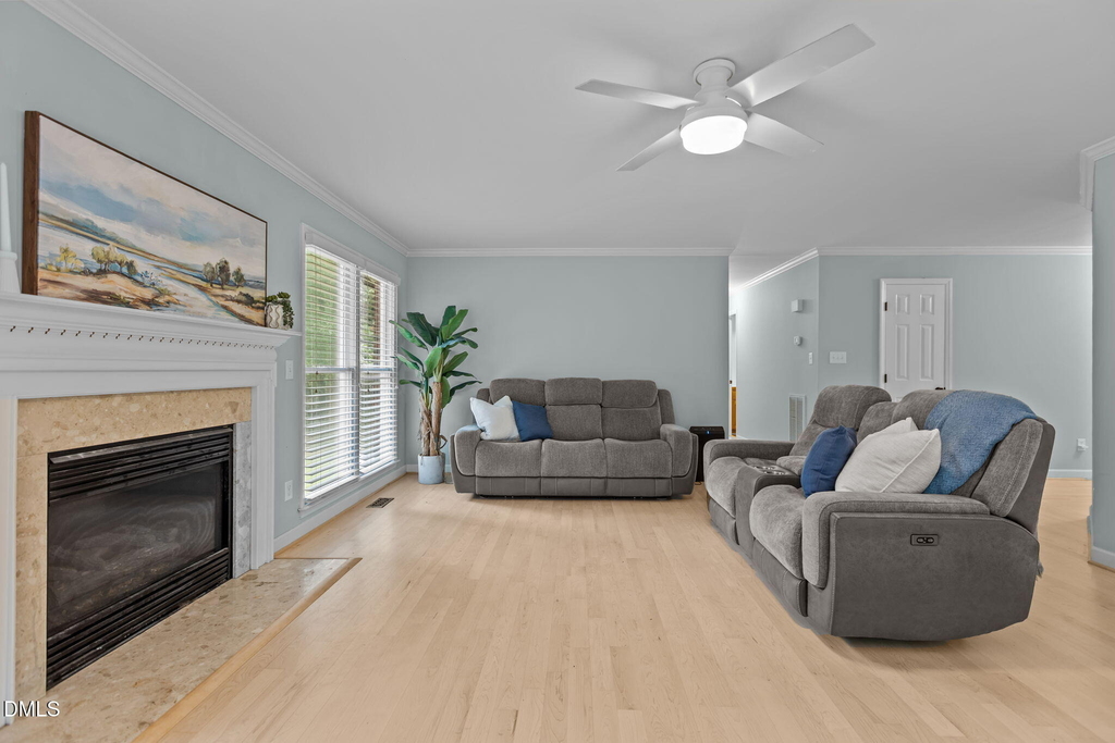 109 Oaklake Court - Photo 3