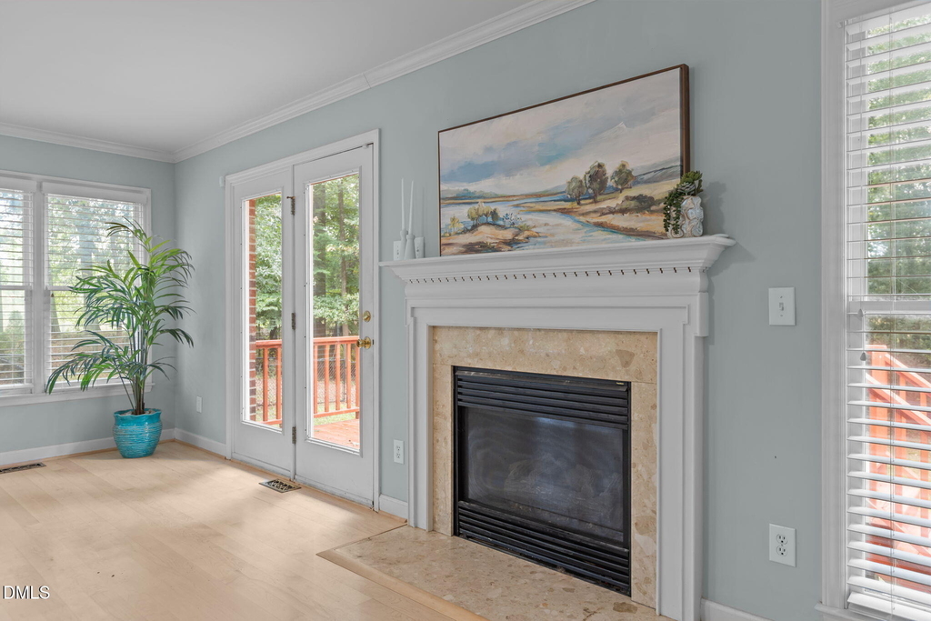 109 Oaklake Court - Photo 2