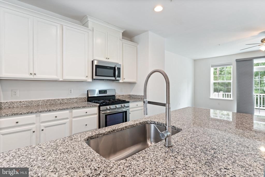 23048 Mountain Laurel Lane - Photo 6