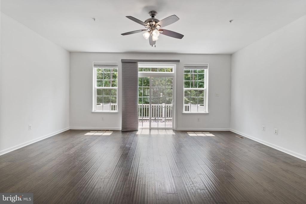 23048 Mountain Laurel Lane - Photo 10