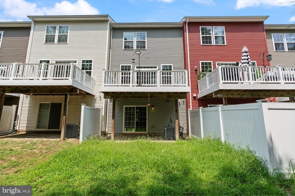 23048 Mountain Laurel Lane - Photo 30