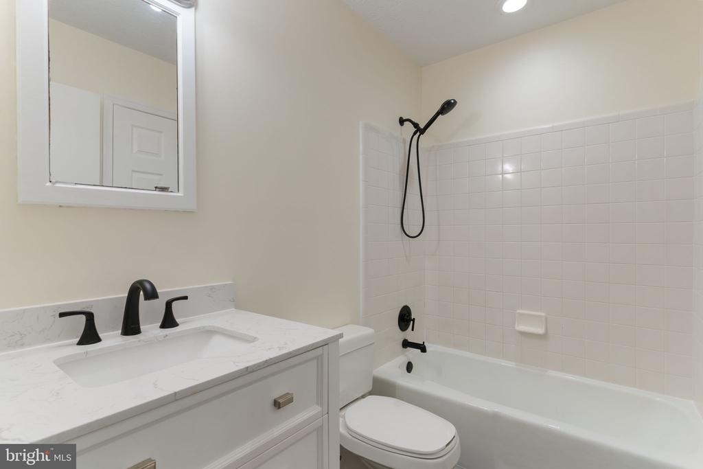 23240 Rosewood Court - Photo 13