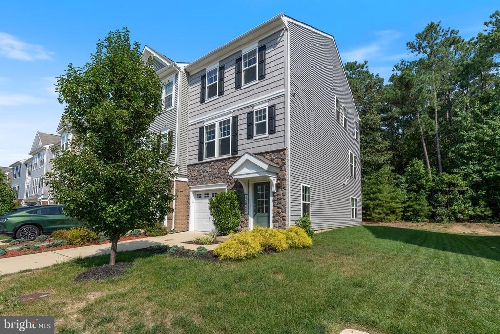 44042 Eucalyptus Way - Photo 1