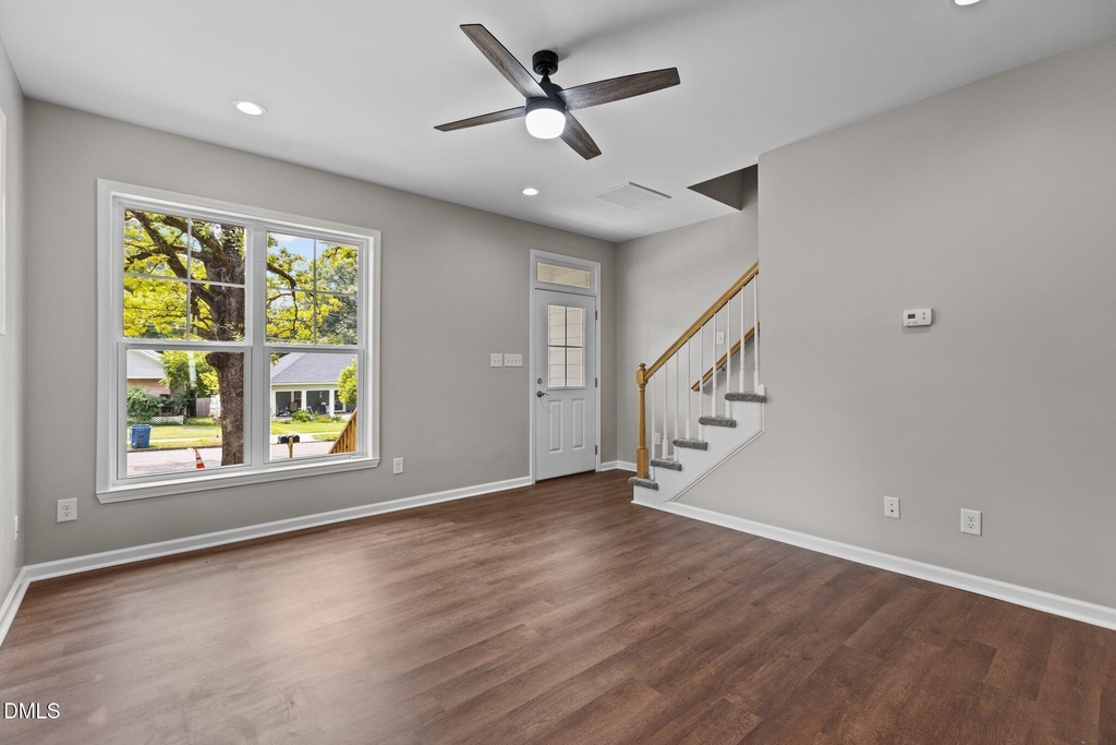 214 N Guthrie Avenue - Photo 4