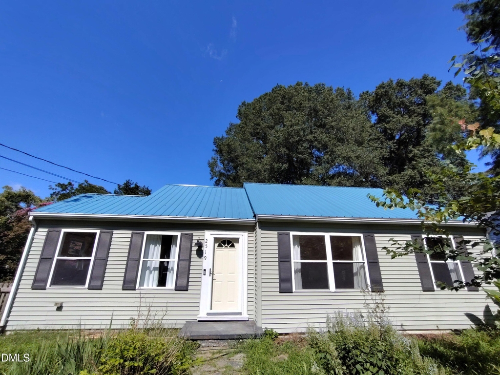 2519 Banner Street - Photo 0