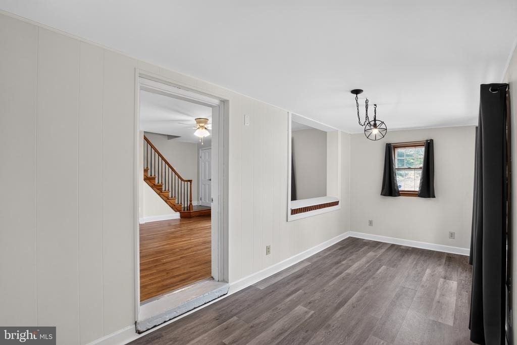 14925 Schall Road - Photo 12