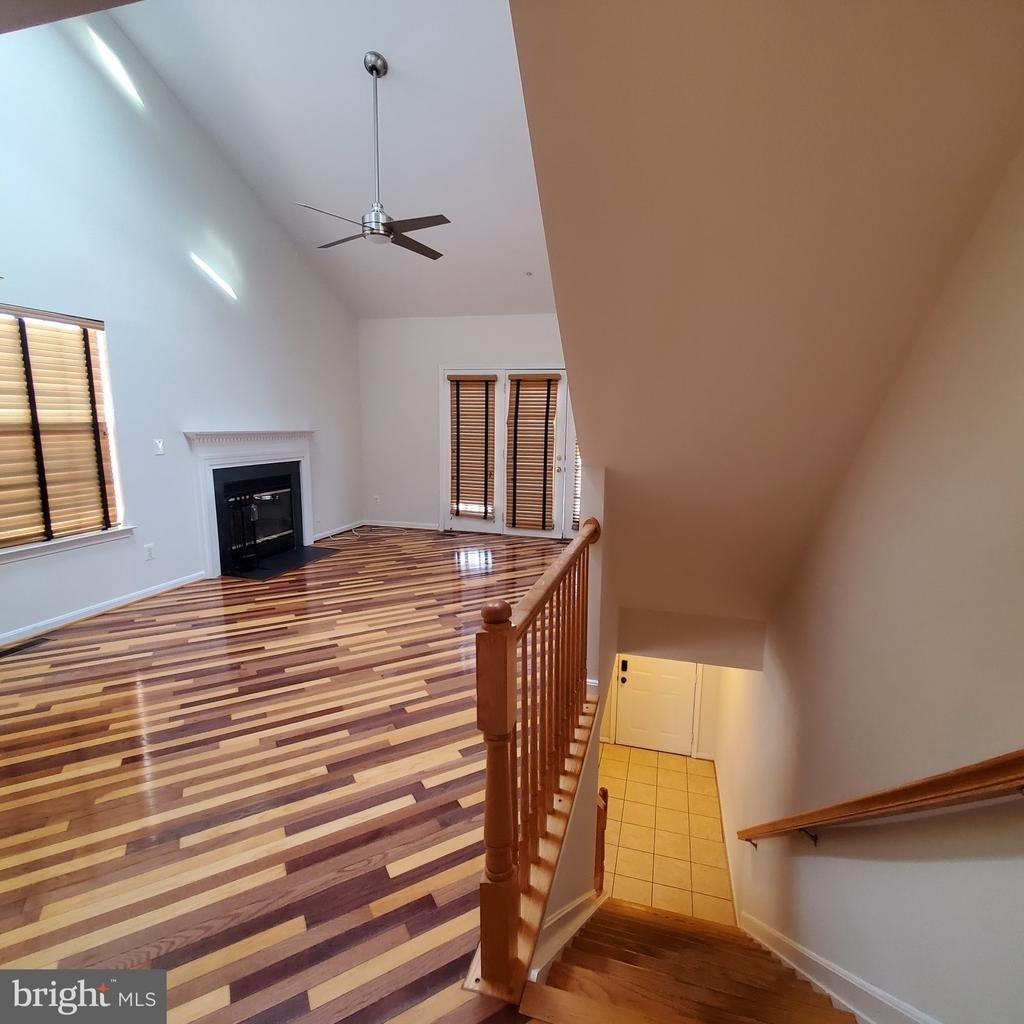 16211 Ellipse Terrace - Photo 2