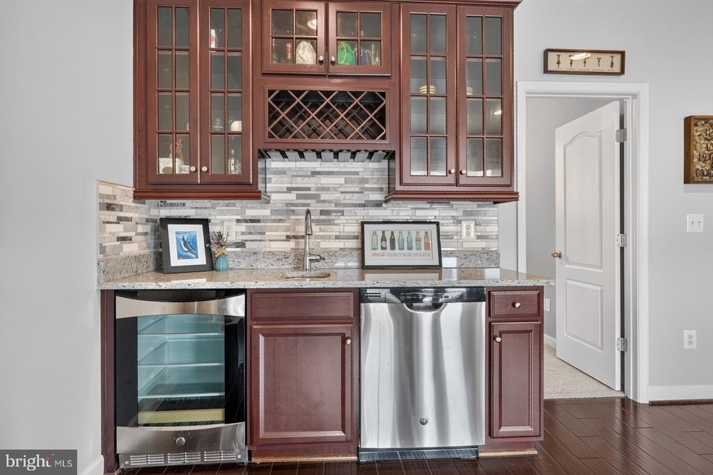809 Fair Winds Way - Photo 29