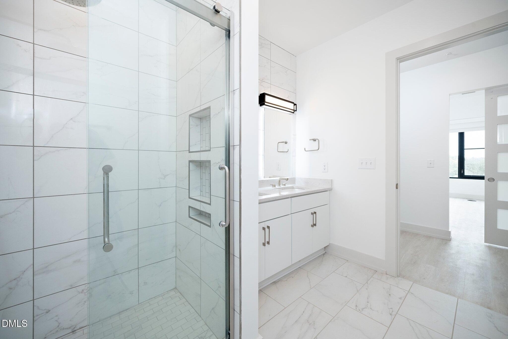 120 Mosaic Boulevard - Photo 12