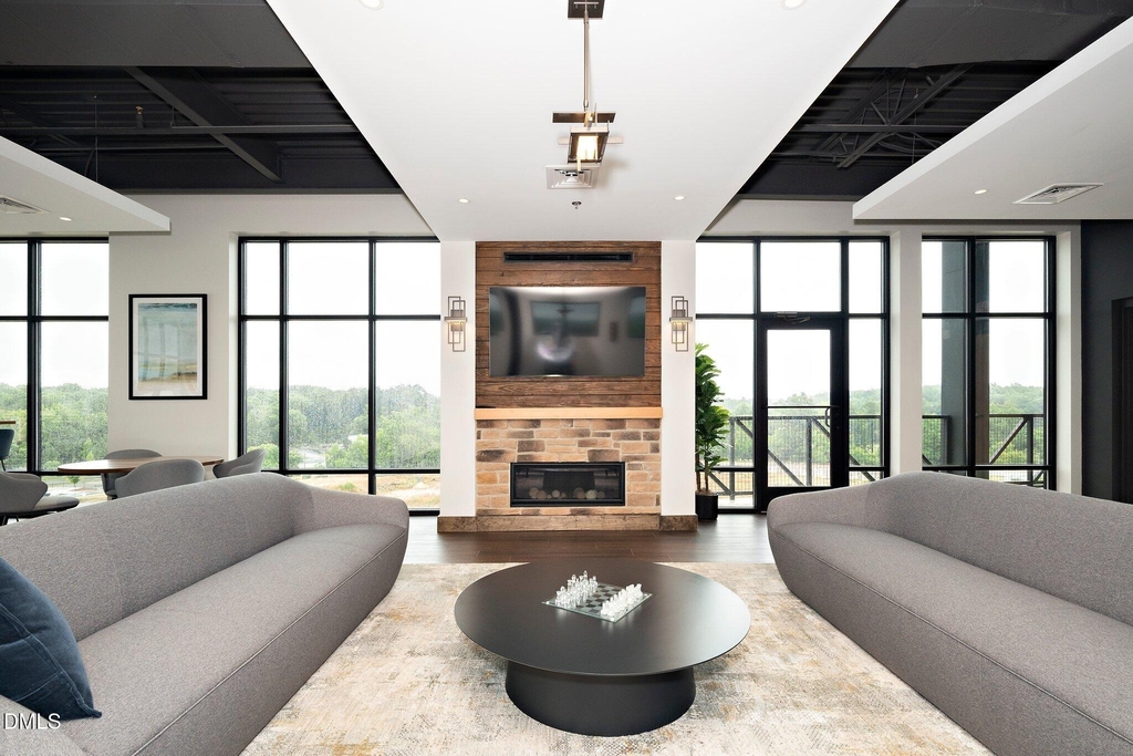 120 Mosaic Boulevard - Photo 24