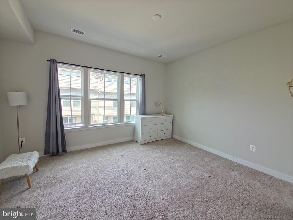 8304 Greenbelt Station Parkway - Photo 15