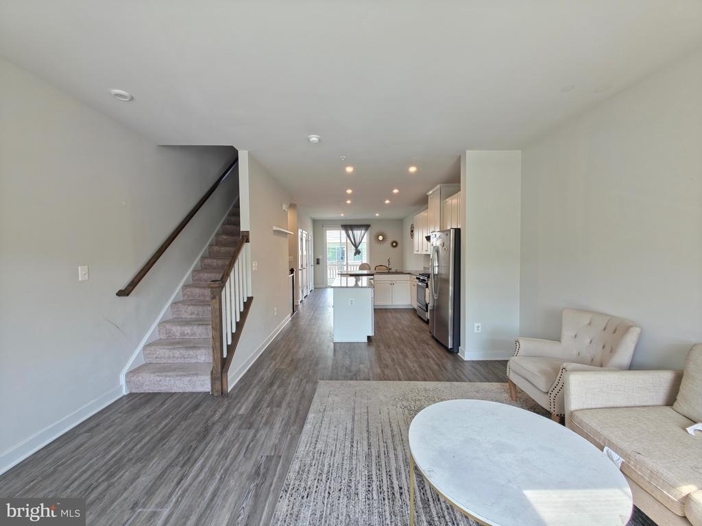 8304 Greenbelt Station Parkway - Photo 14