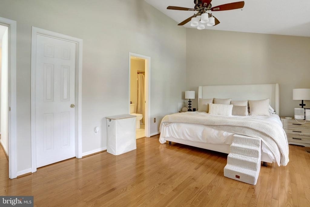8819 Hardesty Drive - Photo 13