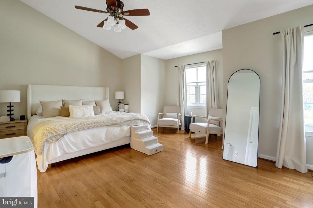 8819 Hardesty Drive - Photo 11