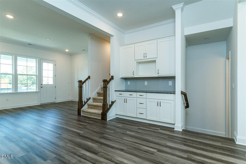306 Clementine Drive - Photo 6