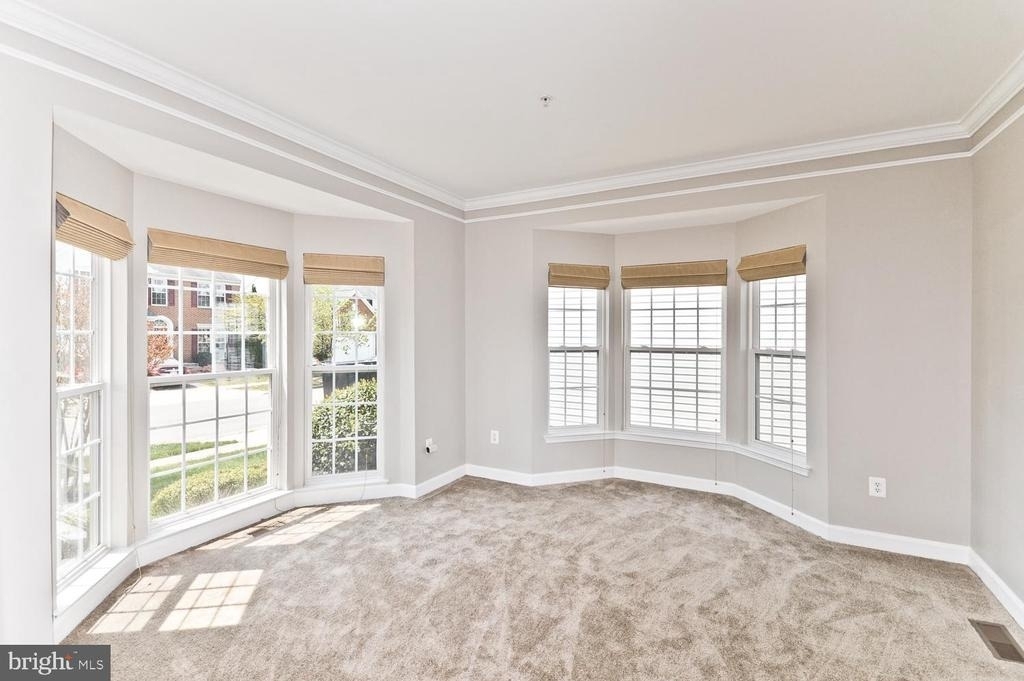 8006 Kingsmill Road - Photo 4