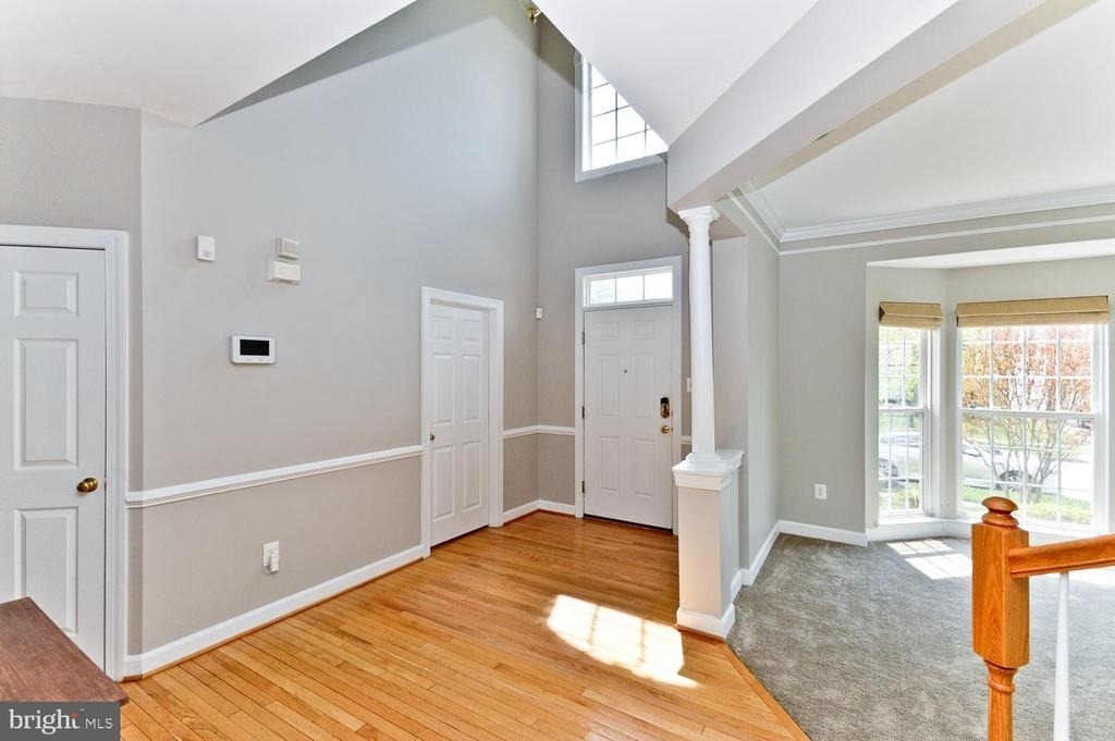 8006 Kingsmill Road - Photo 3