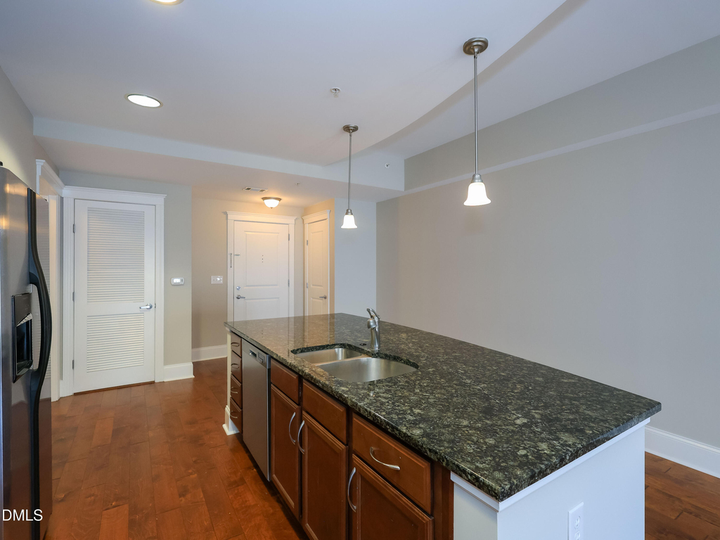 222 Glenwood Avenue - Photo 7