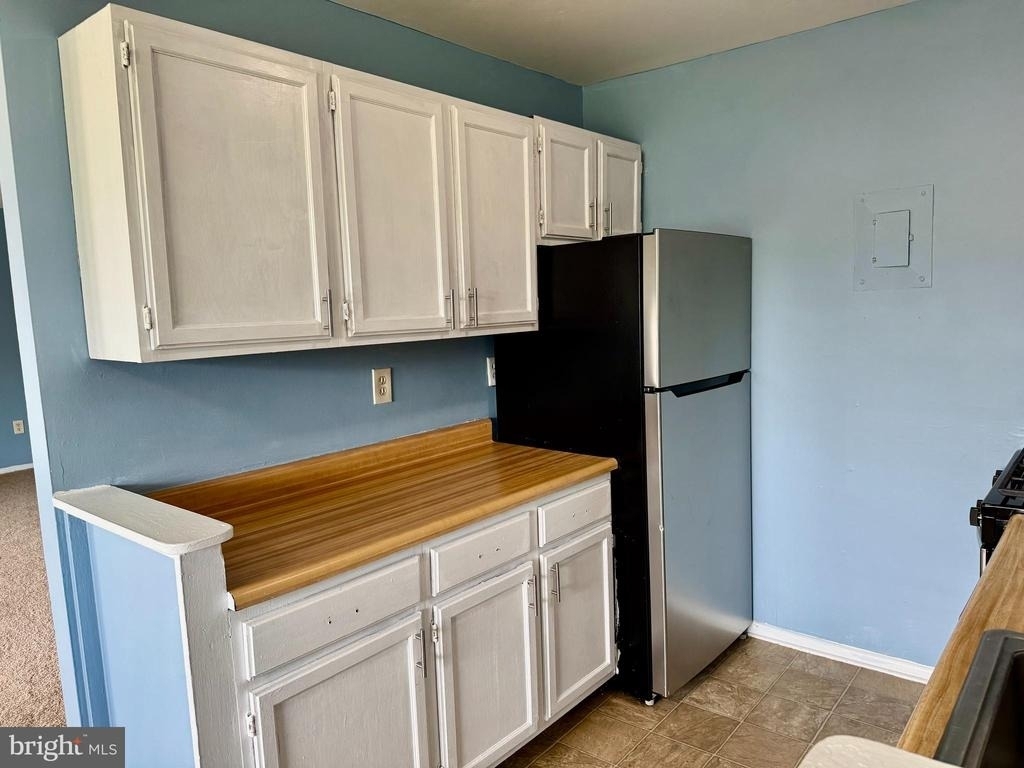 5444 85th Avenue - Photo 9