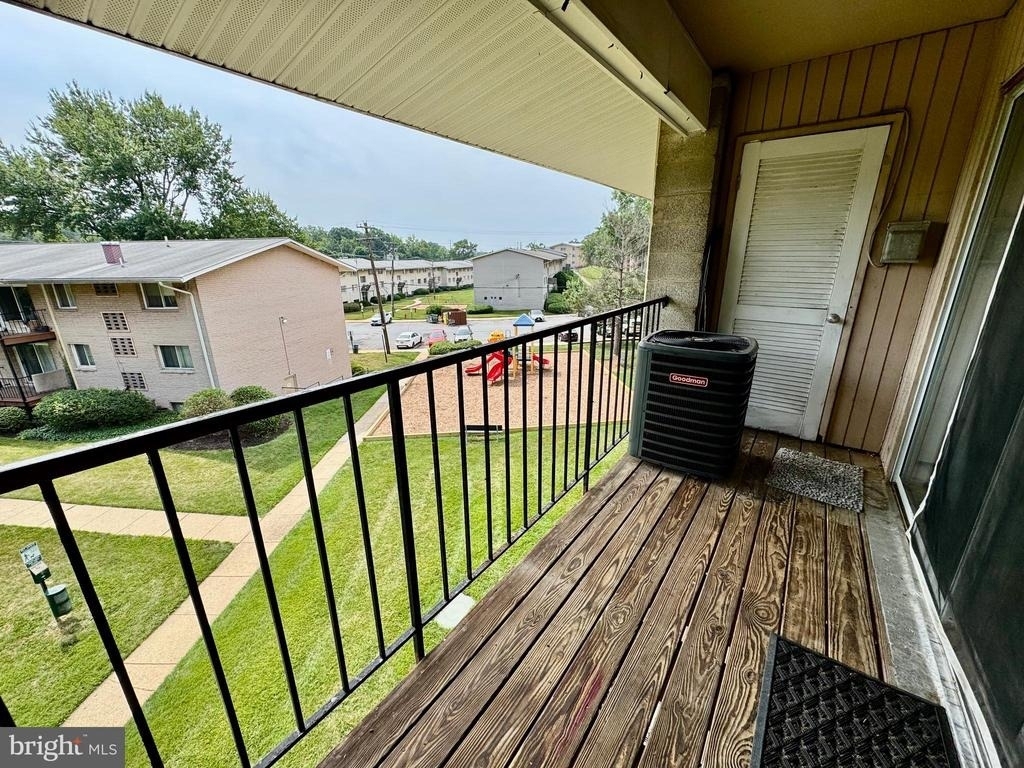 5444 85th Avenue - Photo 16
