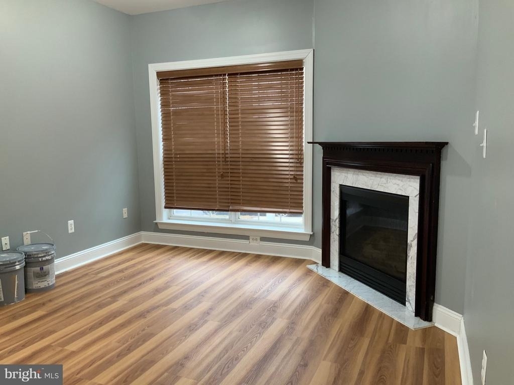 3301 Castle Ridge Circle - Photo 2