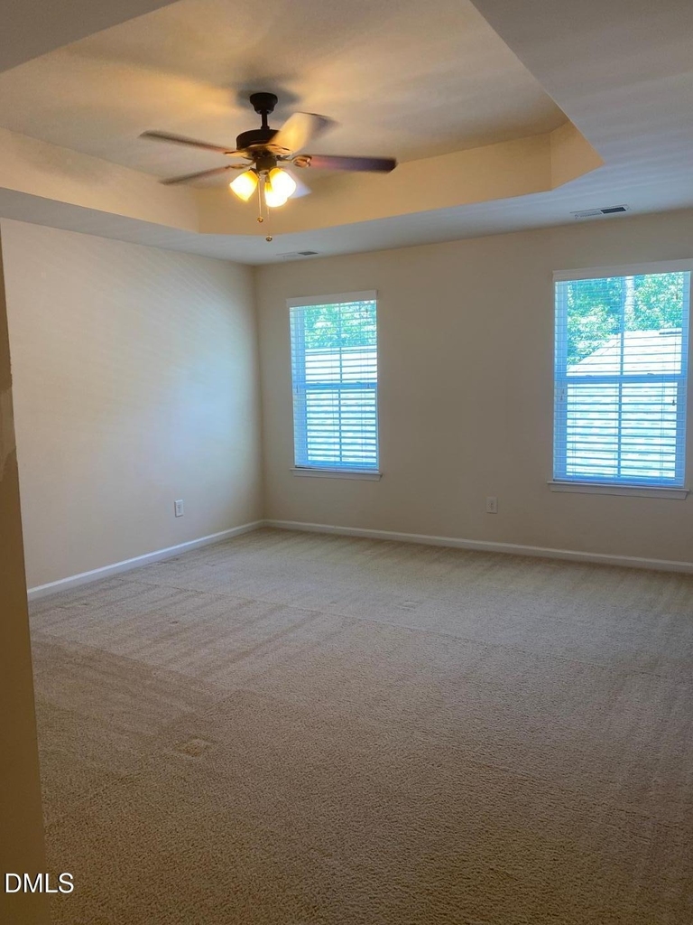 2412 Historic Circle - Photo 6