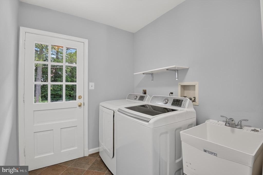 9612 Annlee Terrace - Photo 12