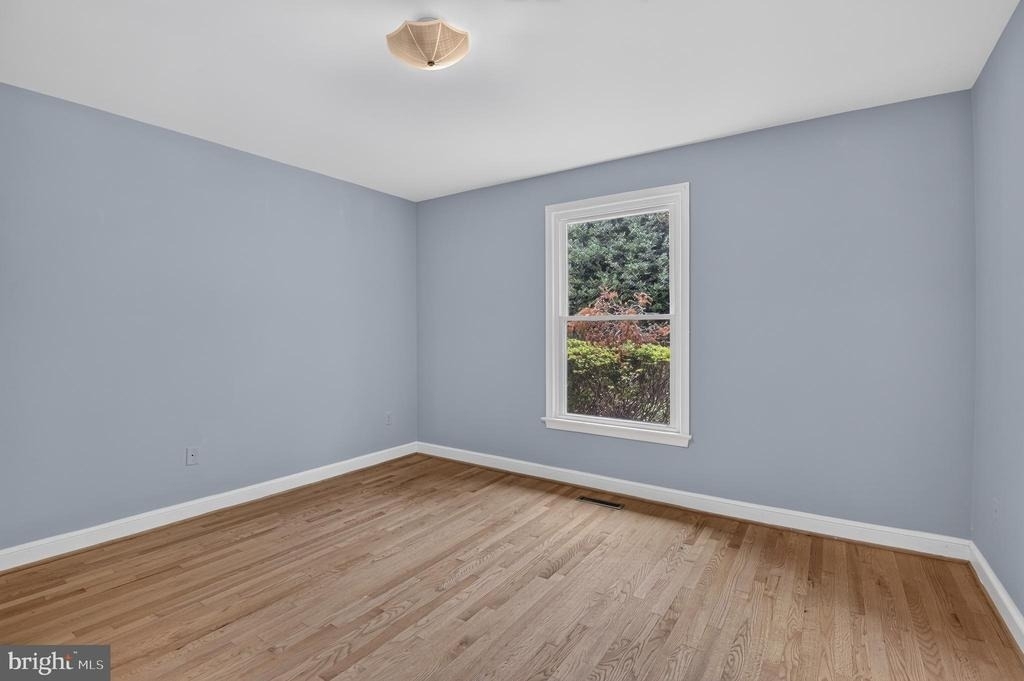 9612 Annlee Terrace - Photo 17