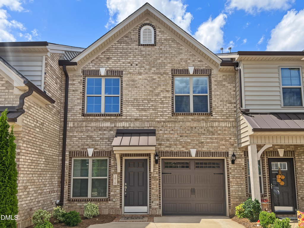1018 Bonanza Lane - Photo 0