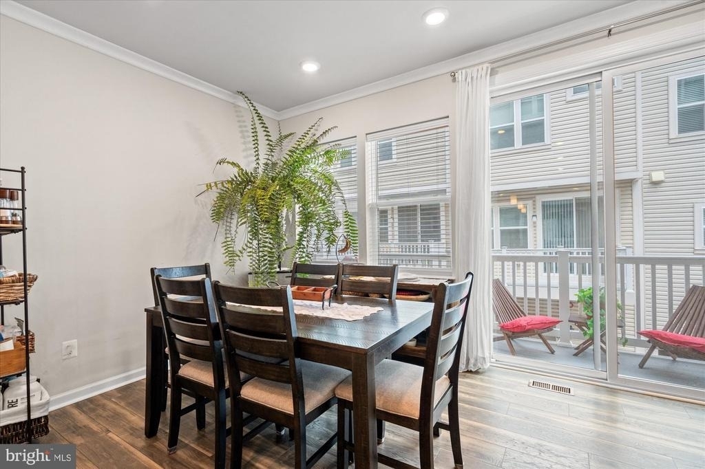 8156 Tompkins Street - Photo 8