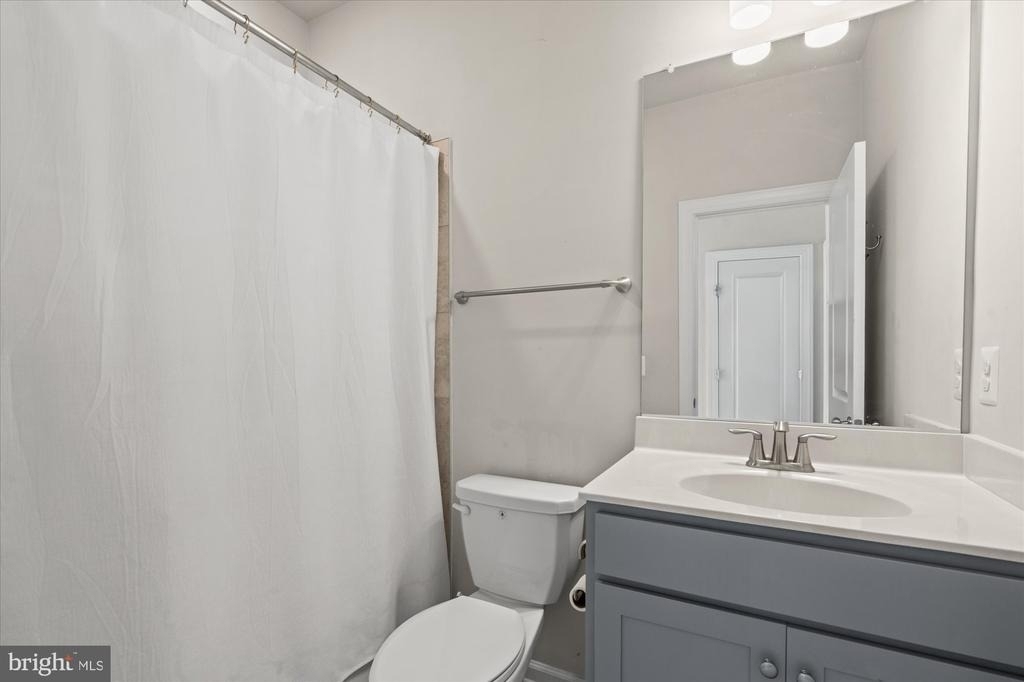 8156 Tompkins Street - Photo 28