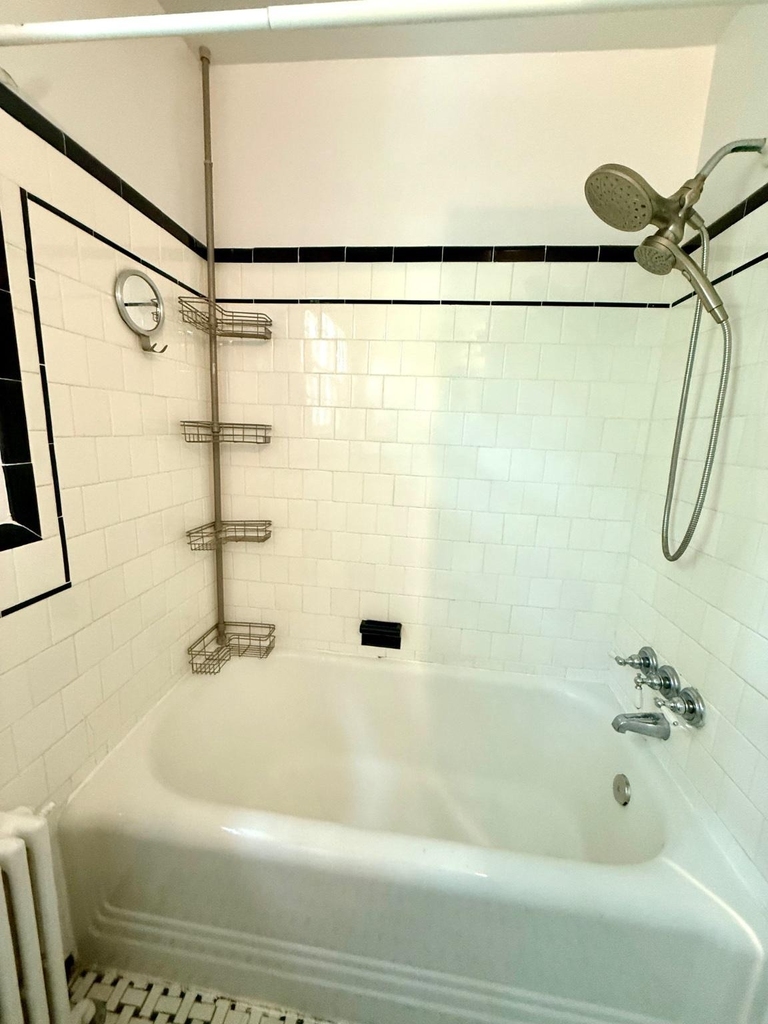 9116 Flower Avenue - Photo 12