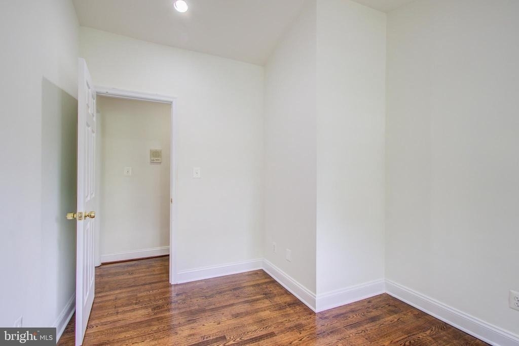 9203 Cedarcrest Drive - Photo 26