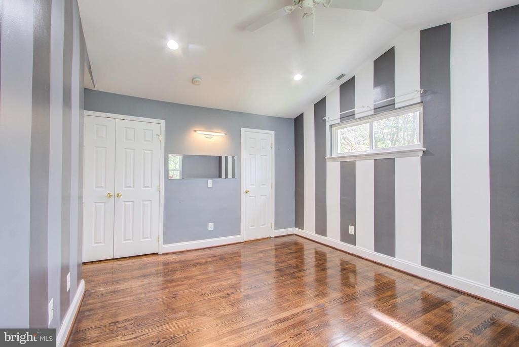 9203 Cedarcrest Drive - Photo 16